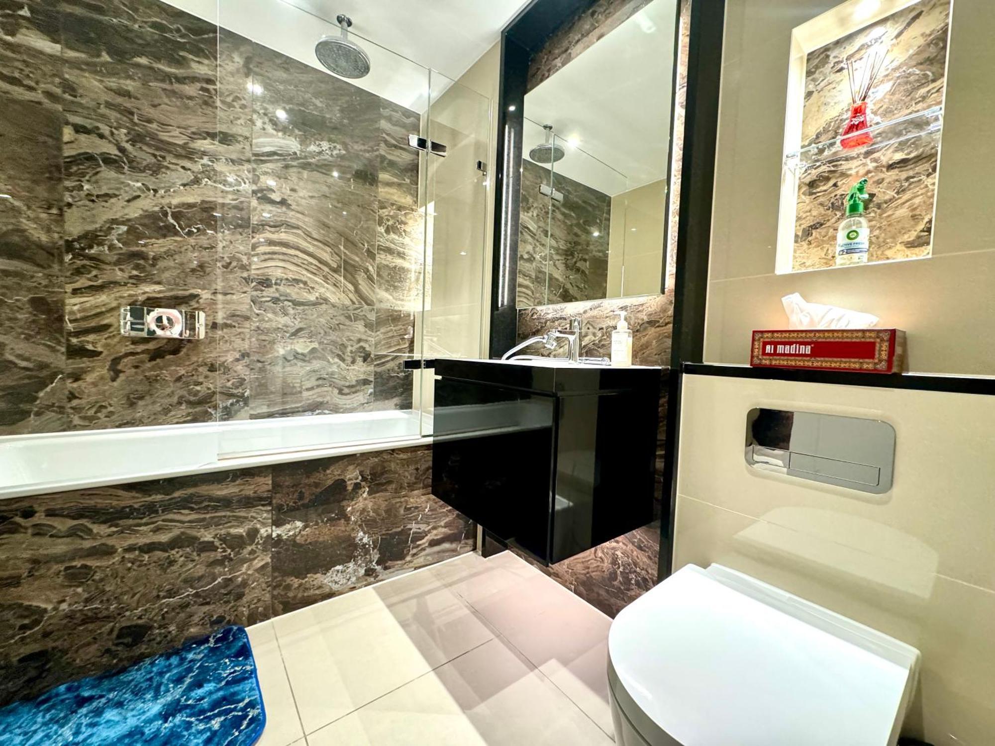 2 Bedroom Luxury Edgware Road By Wild Apartament