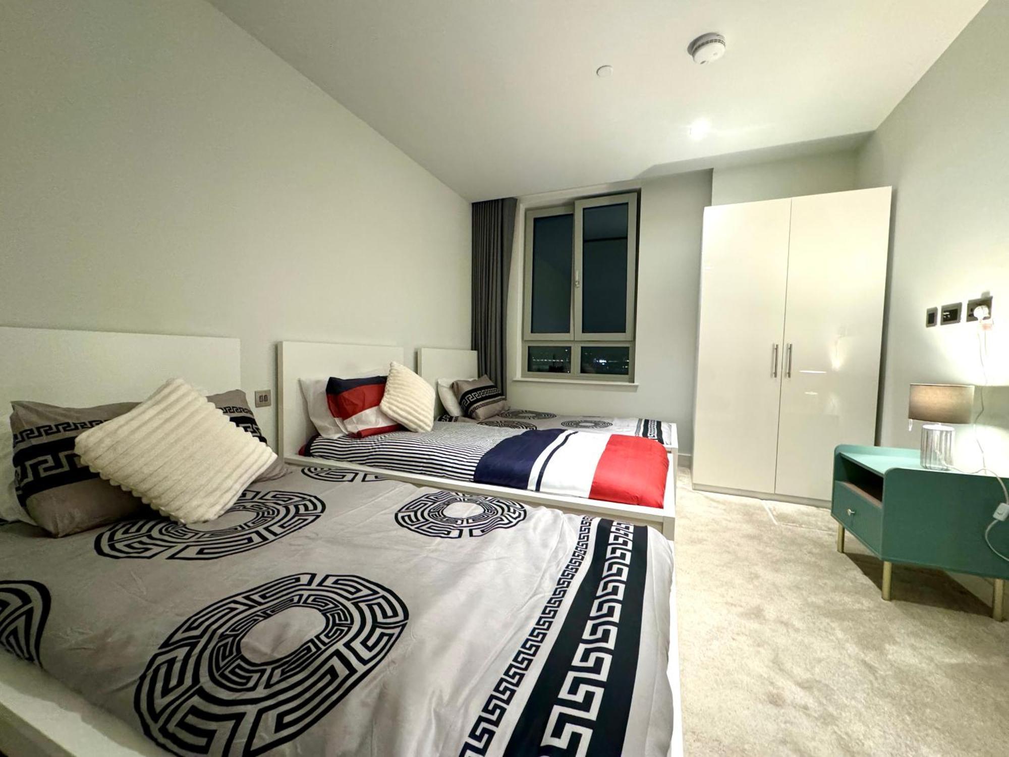 2 Bedroom Luxury Edgware Road By Wild Apartament *
