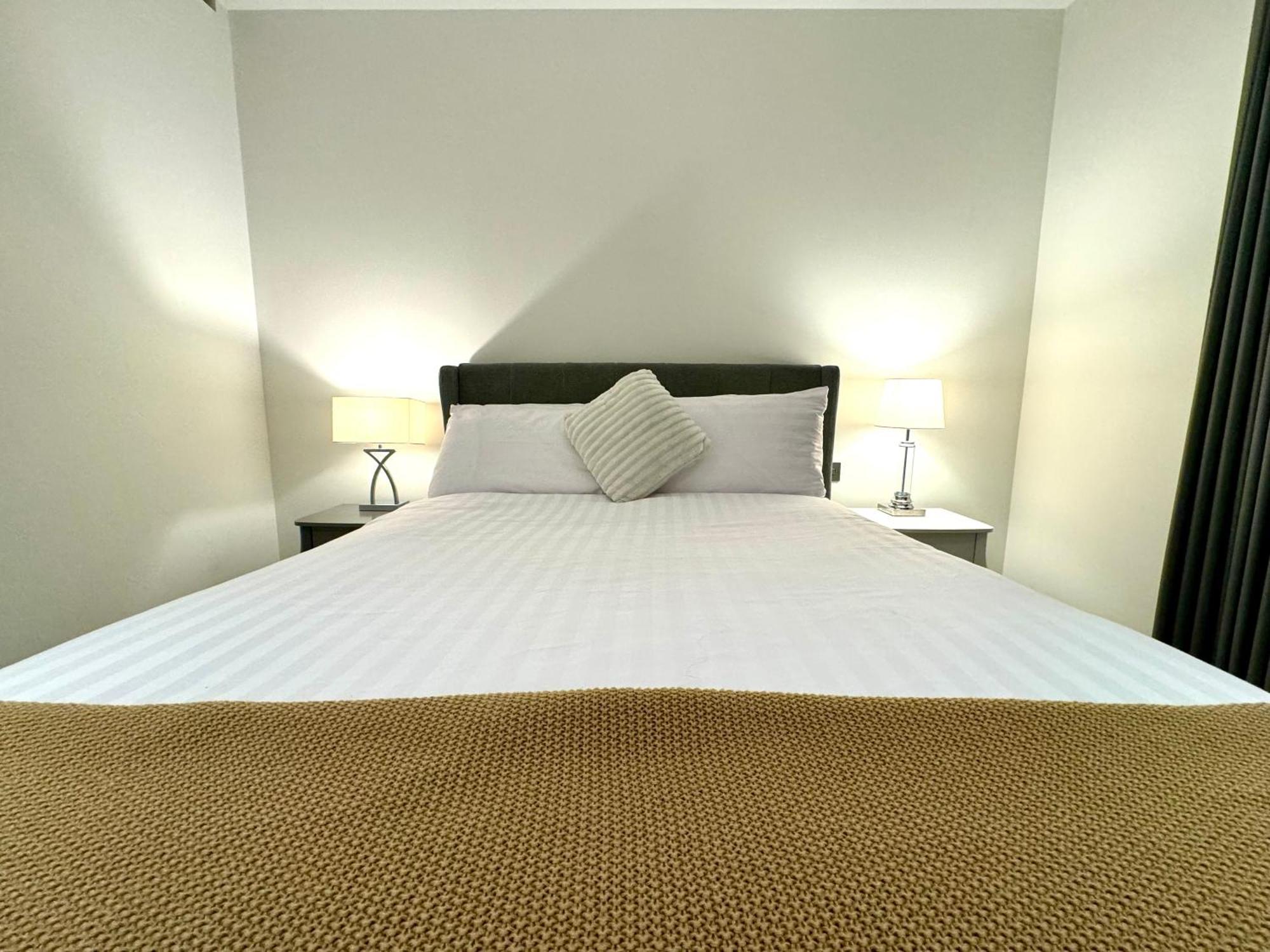 Apartament 2 Bedroom Luxury Edgware Road By Wild Londra
